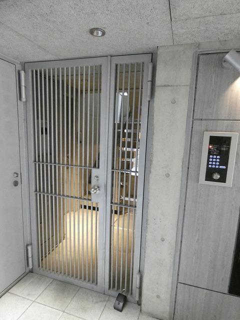 エントランス　エントランス