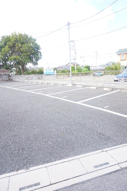 その他　敷地内駐車場（その他）まで5m