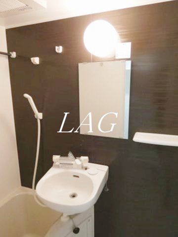 洗面設備　洗面台です。