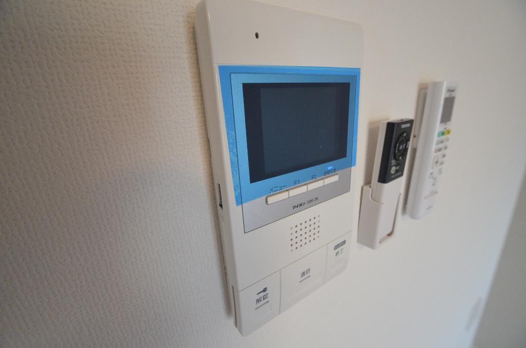 セキュリティ　カメラ付インターホン