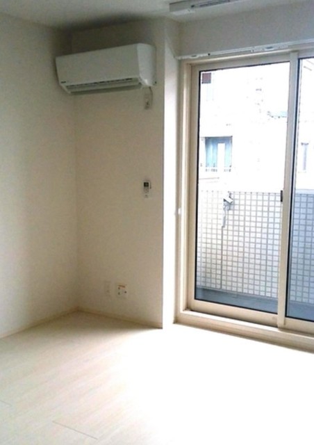 居室・リビング　別部屋同仕様