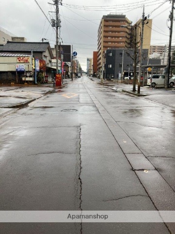 その他　前面道路（その他）まで0m