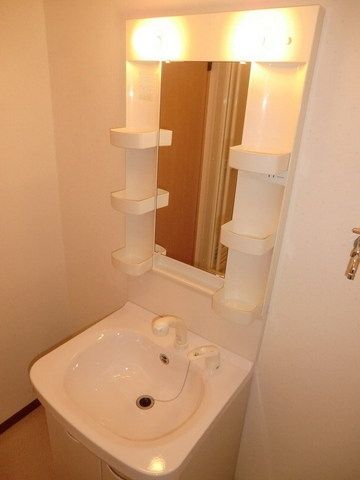 洗面設備　シャンプードレッサー