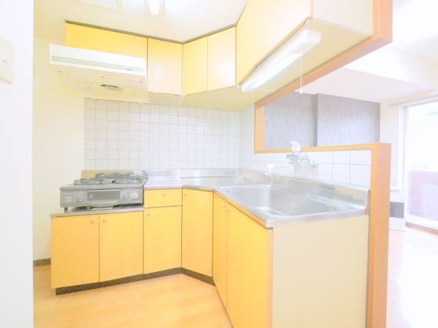 キッチン　L字型広々キッチン♪