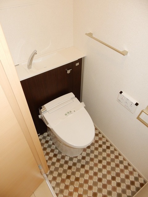 トイレ　トイレ