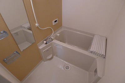 バス・シャワールーム　※同タイプのお部屋の写真です。現状を優先します。