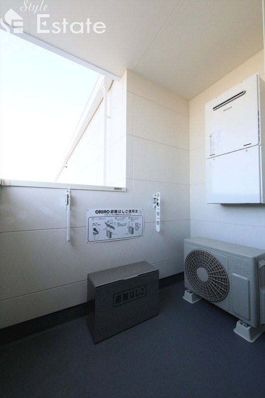 バルコニー　バルコニー