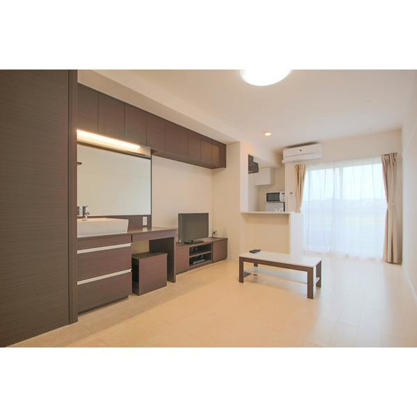 居室・リビング　同じ建物の別のお部屋