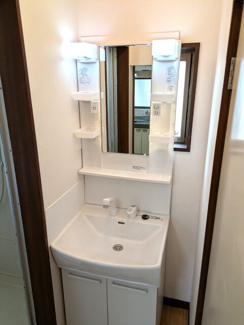 洗面設備　独立洗面台