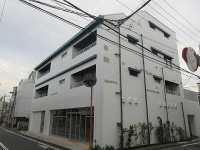 建物外観　落ち着いた雰囲気の外観です