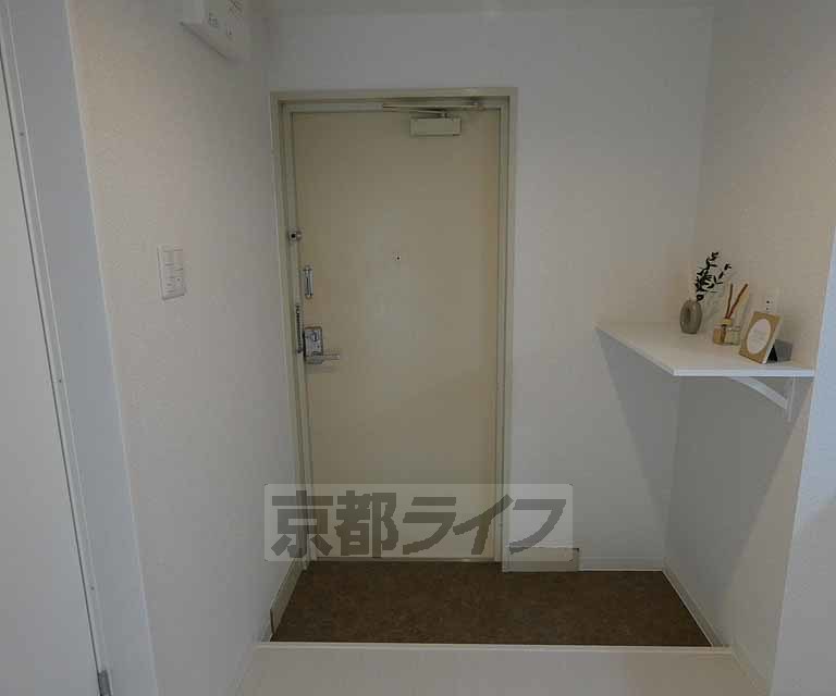 玄関　玄関です。