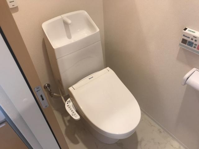 トイレ　トイレ