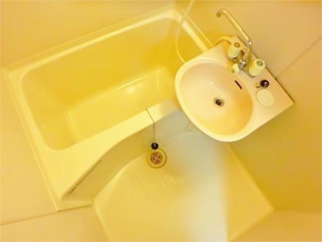 バス・シャワールーム　嬉しいバストイレ別