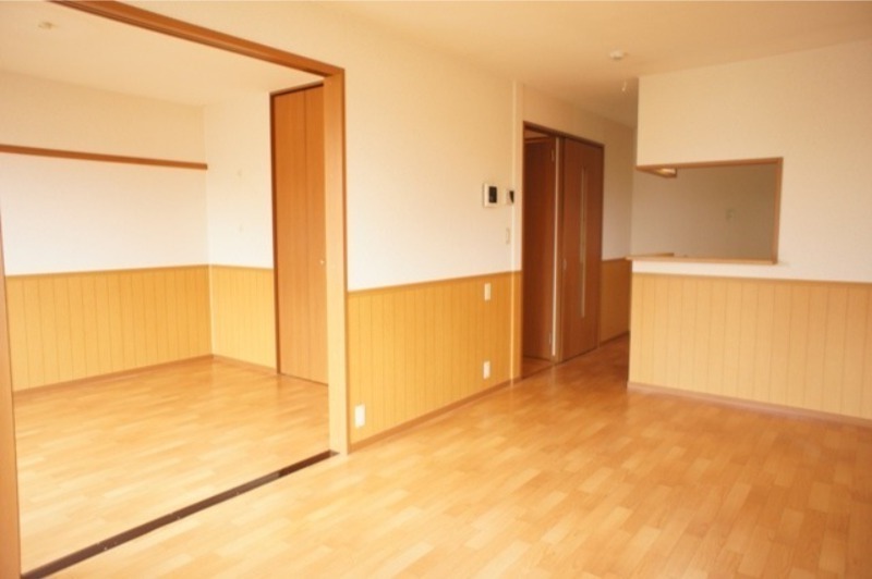 居室・リビング　図面と現状に相違がある場合には現状を優先