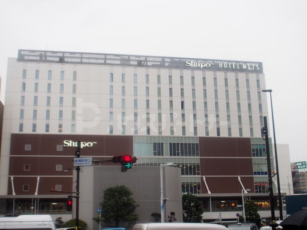 ショッピングセンター　シャポー船橋（ショッピングセンター）まで490m