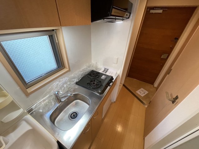 キッチン　同物件別部屋写真