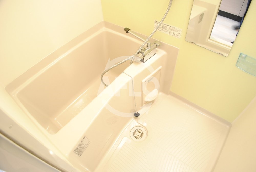 バス・シャワールーム　クリスタルグランツ梅田　浴室