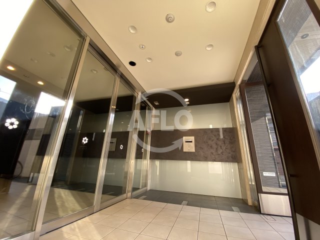 ロビー　クリスタルグランツ梅田　ロビー