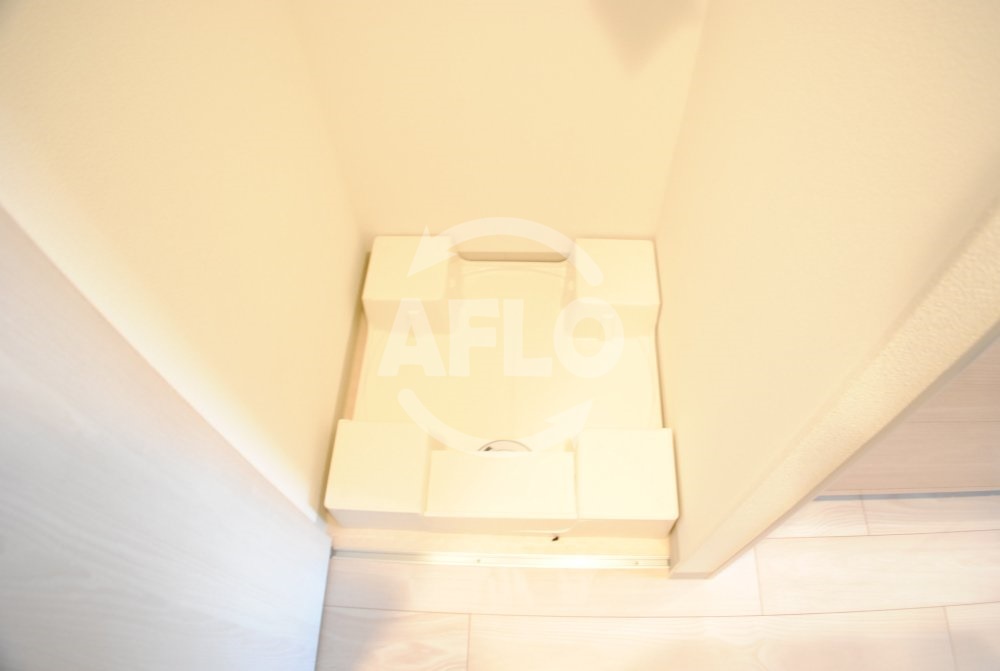 洗面設備　クリスタルグランツ梅田　室内洗濯機置き場