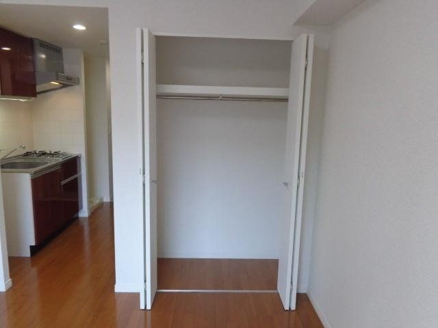 収納　ウォークインクローゼット