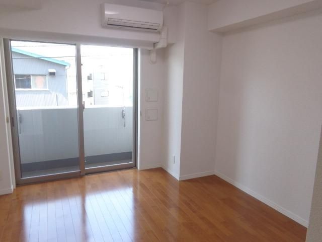 居室・リビング　洋室６．５帖