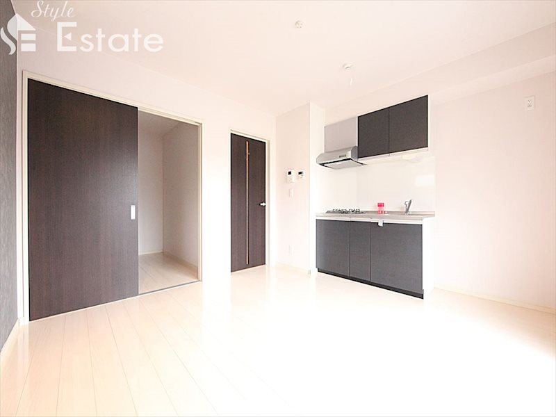 居室・リビング　内装