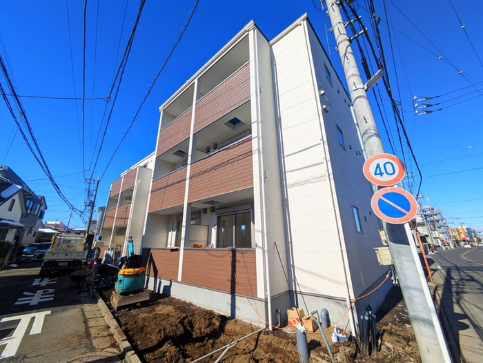 建物外観　建築中