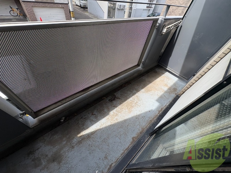 バルコニー　バルコニーです。洗濯物を干したり一息ついたりできますね！