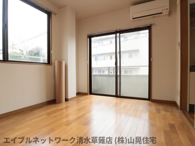 居室・リビング　ゆったりとしたリビングです