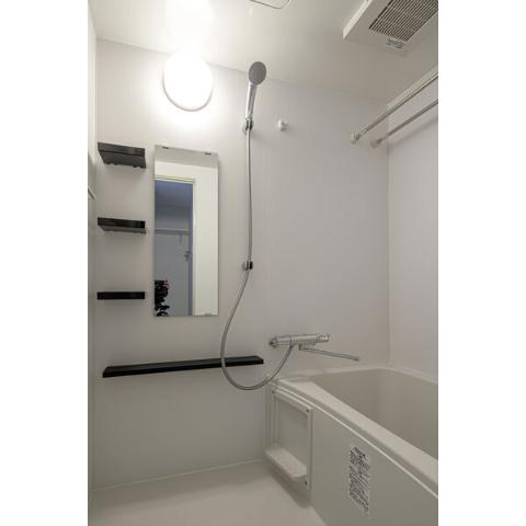 バス・シャワールーム　バス