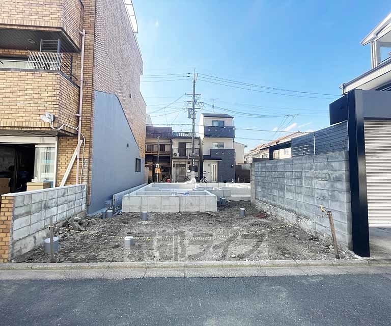 その他　・建築中