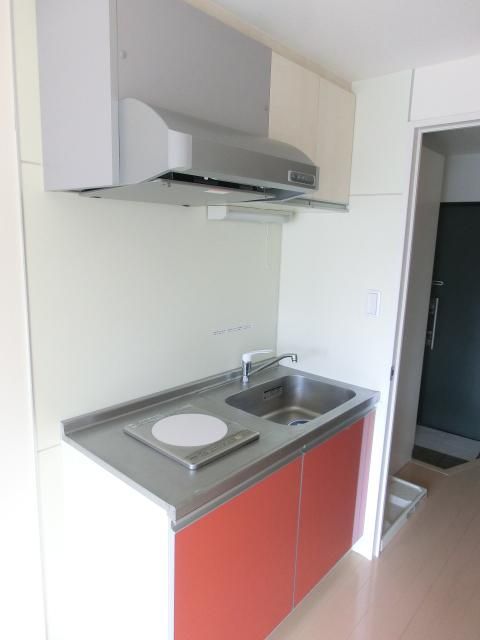 キッチン　※同建物別タイプ間取りの設備施工例です　現況優先