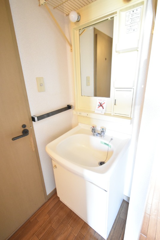 洗面設備　洗面化粧台