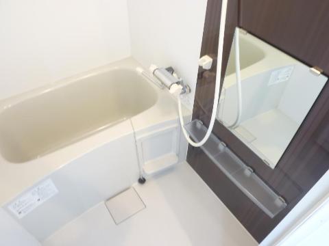 バス・シャワールーム　バス（イメージ）