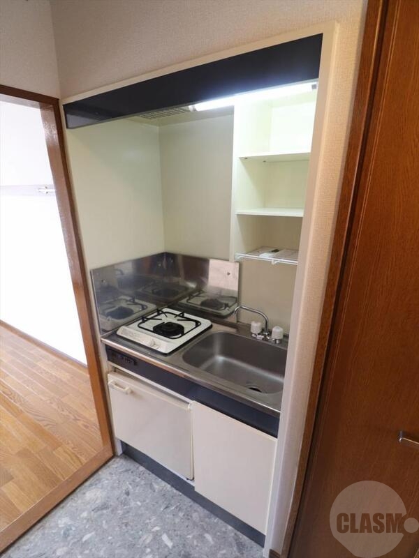 キッチン　ミニ冷蔵庫付き