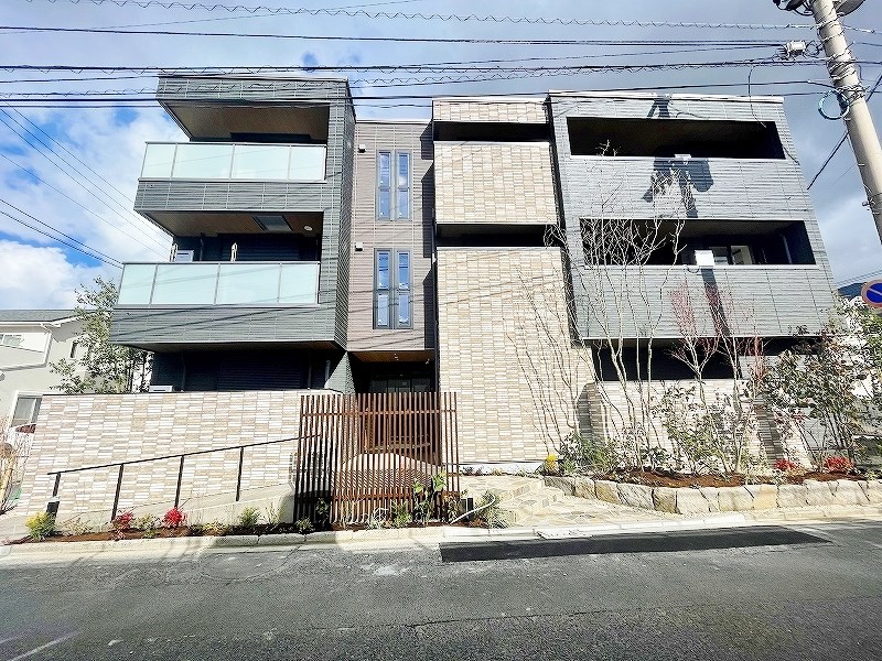 建物外観　★外観★