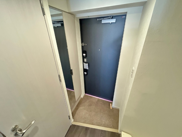 玄関　新築の為同間取りの他の階の写真です。