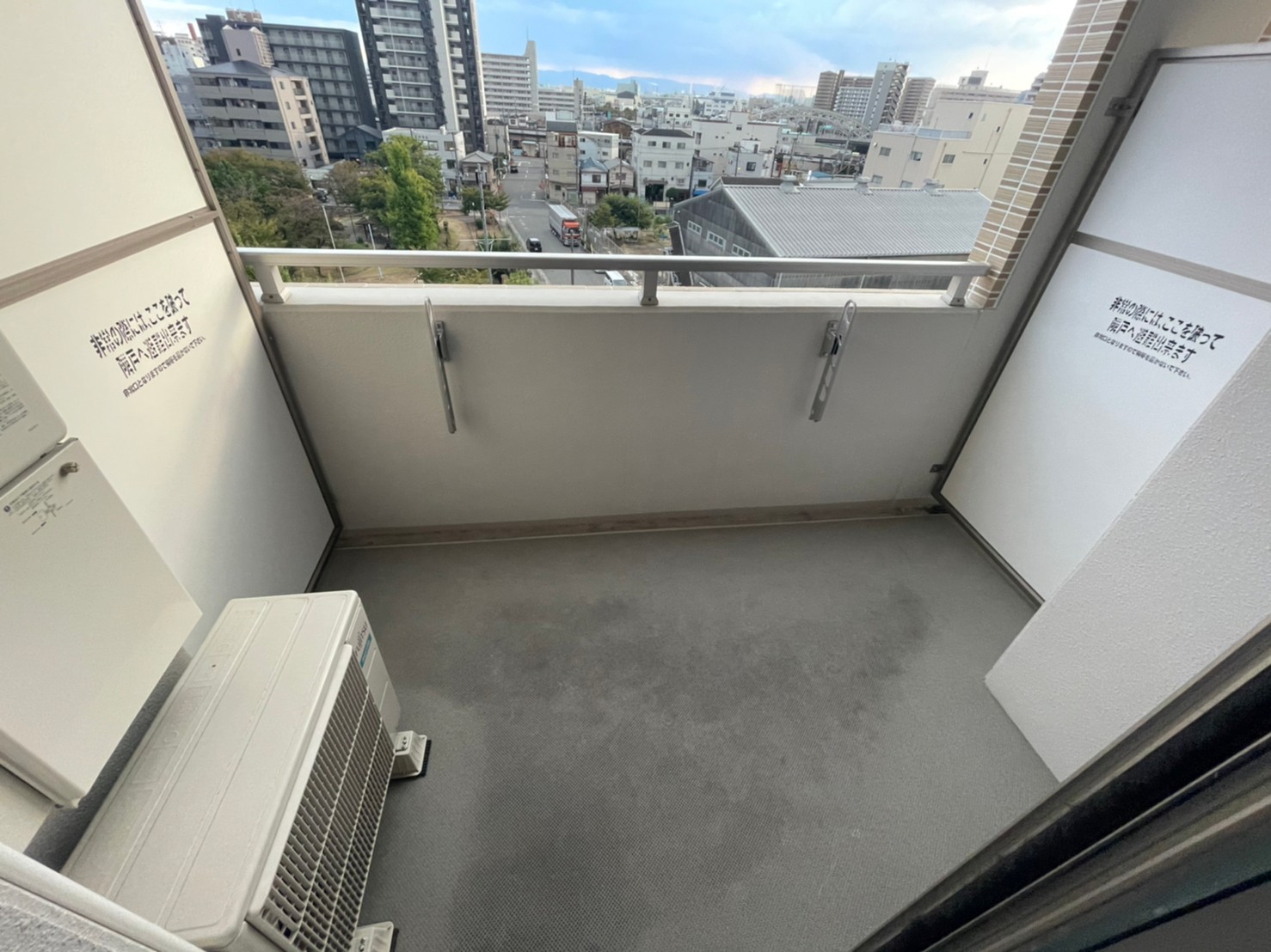バルコニー　※同仕様