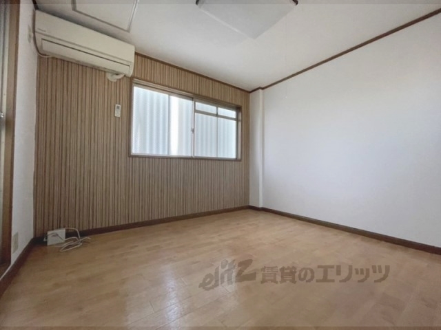 居室・リビング　洋室