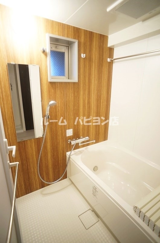 バス・シャワールーム　別号室