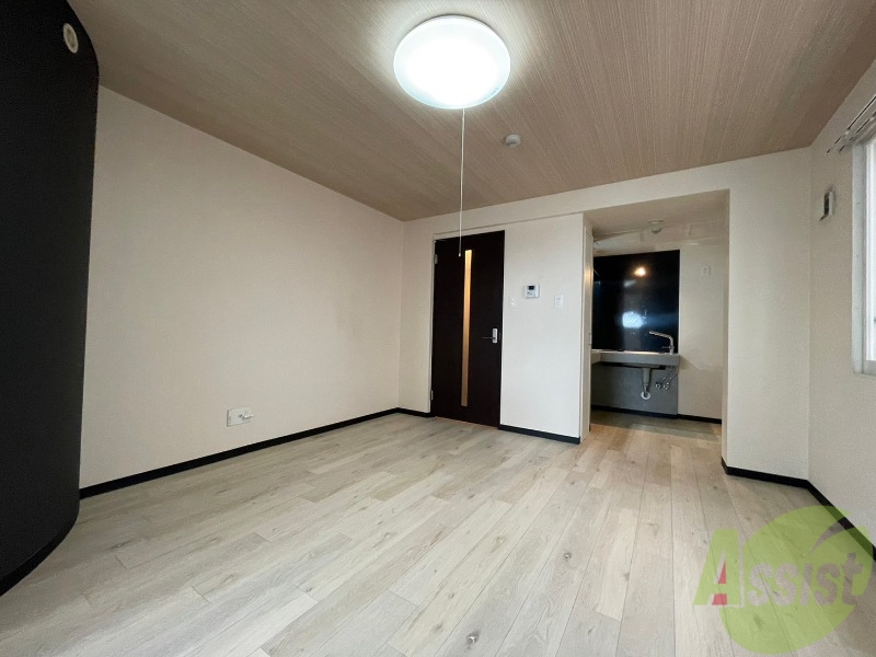 居室・リビング　広々としたリビングですね。使い勝手がよさそうですね！