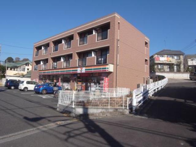 コンビニ　セブンイレブン町田金井入口店（コンビニ）まで371m