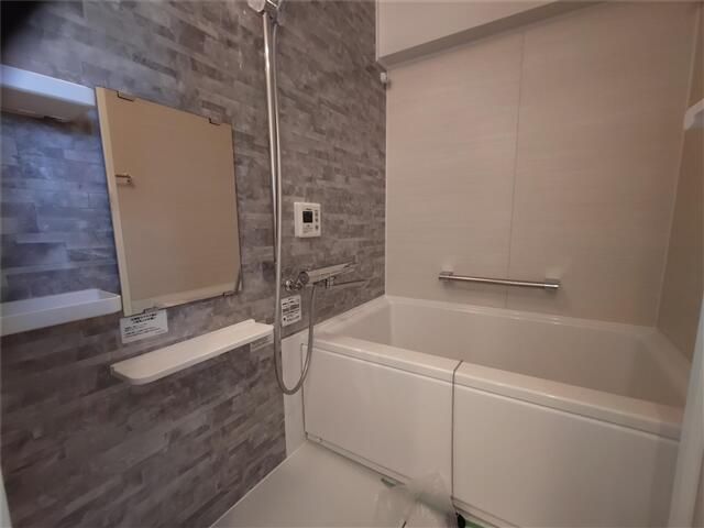 バス・シャワールーム　ニュー目黒フラワーマンション