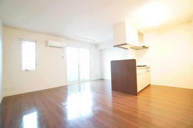 居室・リビング　※同物件・同タイプの写真です。