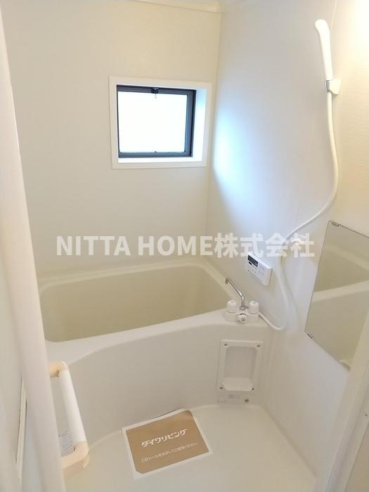 バス・シャワールーム　追い焚き付のお風呂は嬉しいですね☆