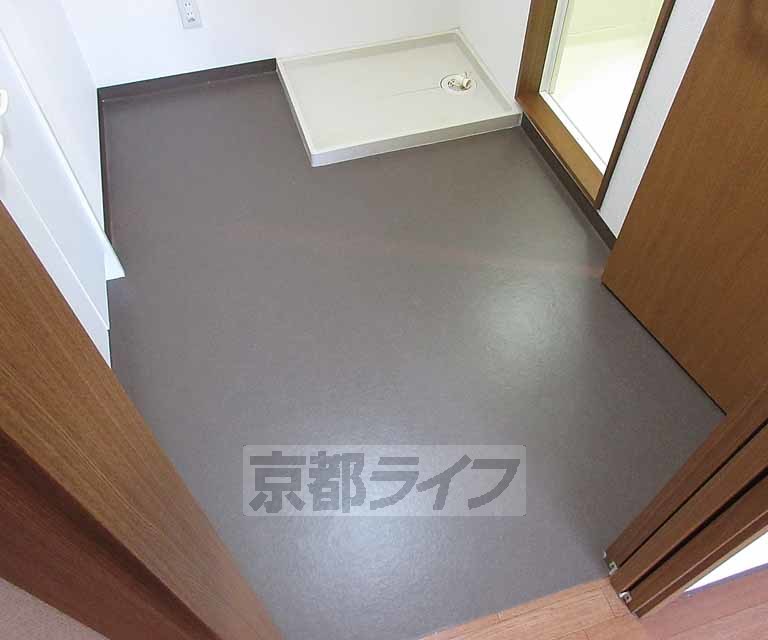 洗面設備　脱衣スペースも広々！