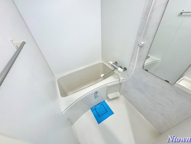 バス・シャワールーム　ゆったり過ごせるお風呂です