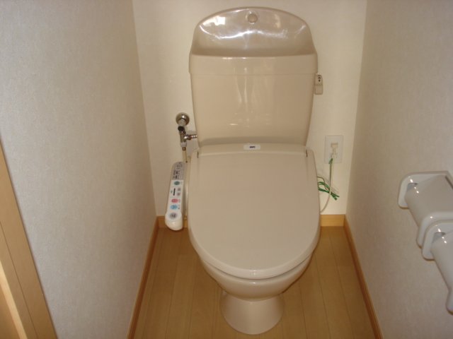 トイレ　シャワー付トイレ