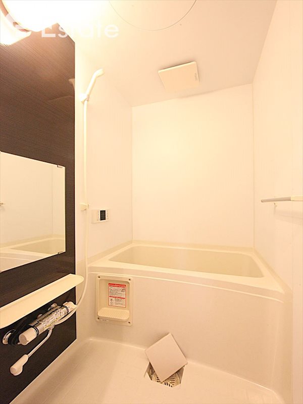 バス・シャワールーム　バスルーム