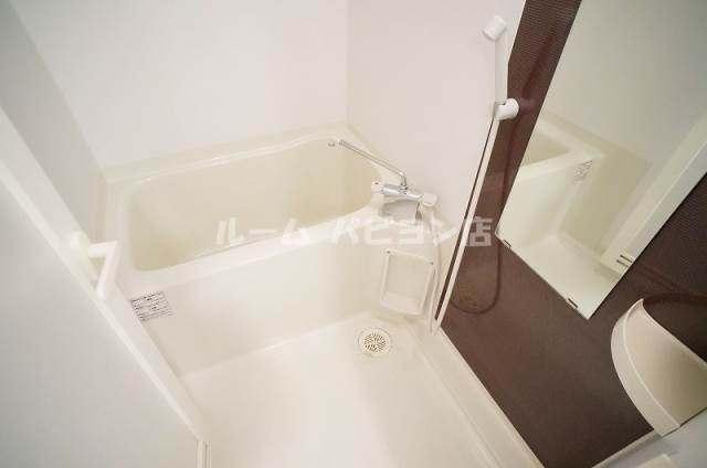 バス・シャワールーム　別号室